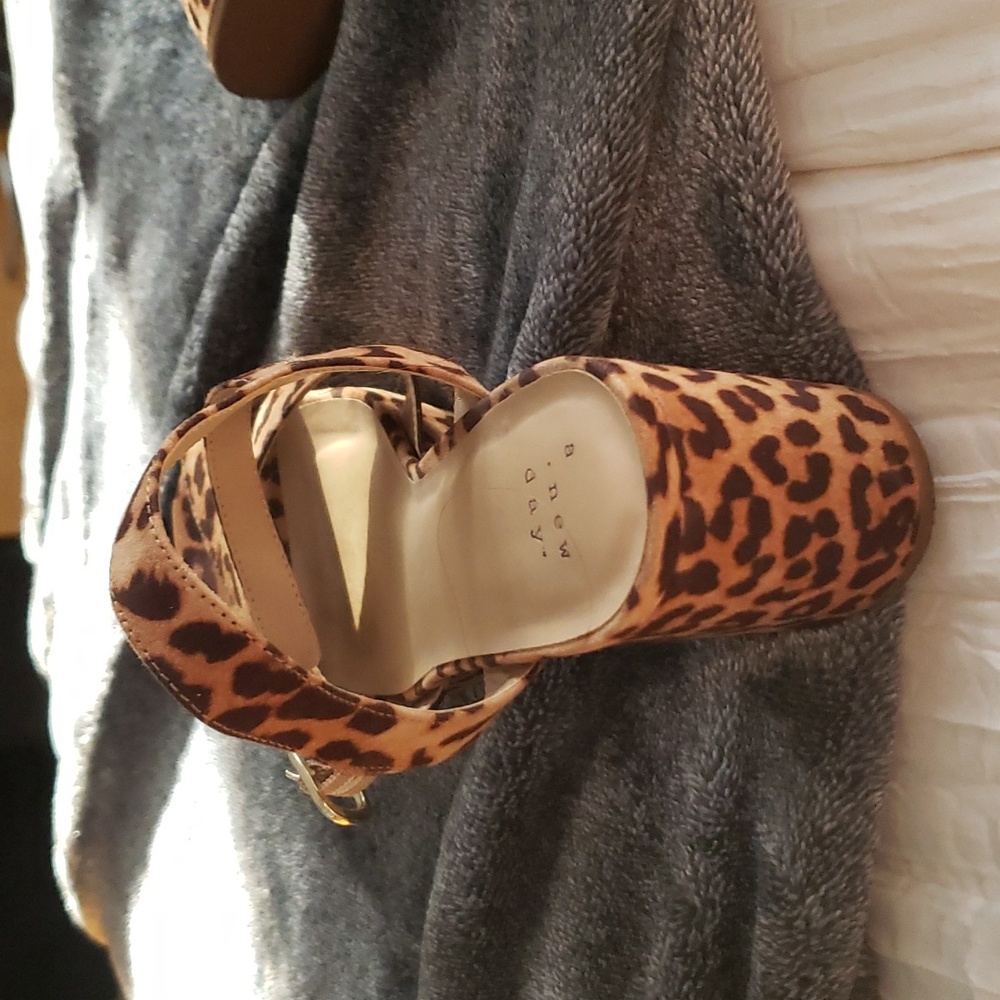 Leopard Print High Heel Open Toe Sandals!! - image 3